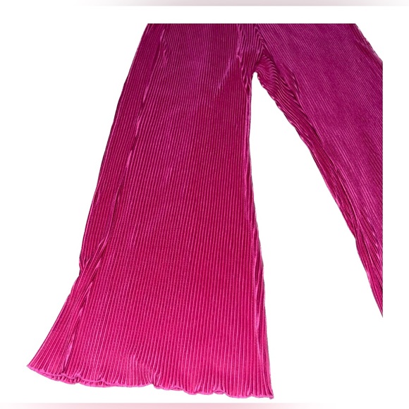 Fuchsia bell, bottom pants - Picture 3 of 4